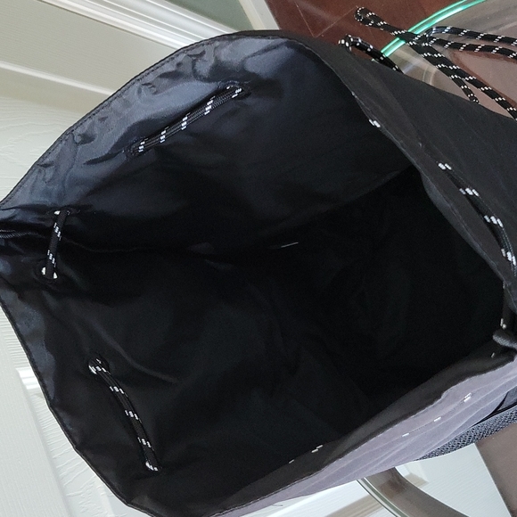 Victoria's Secret PINK Duffle Bag- Black - Picture 7 of 9